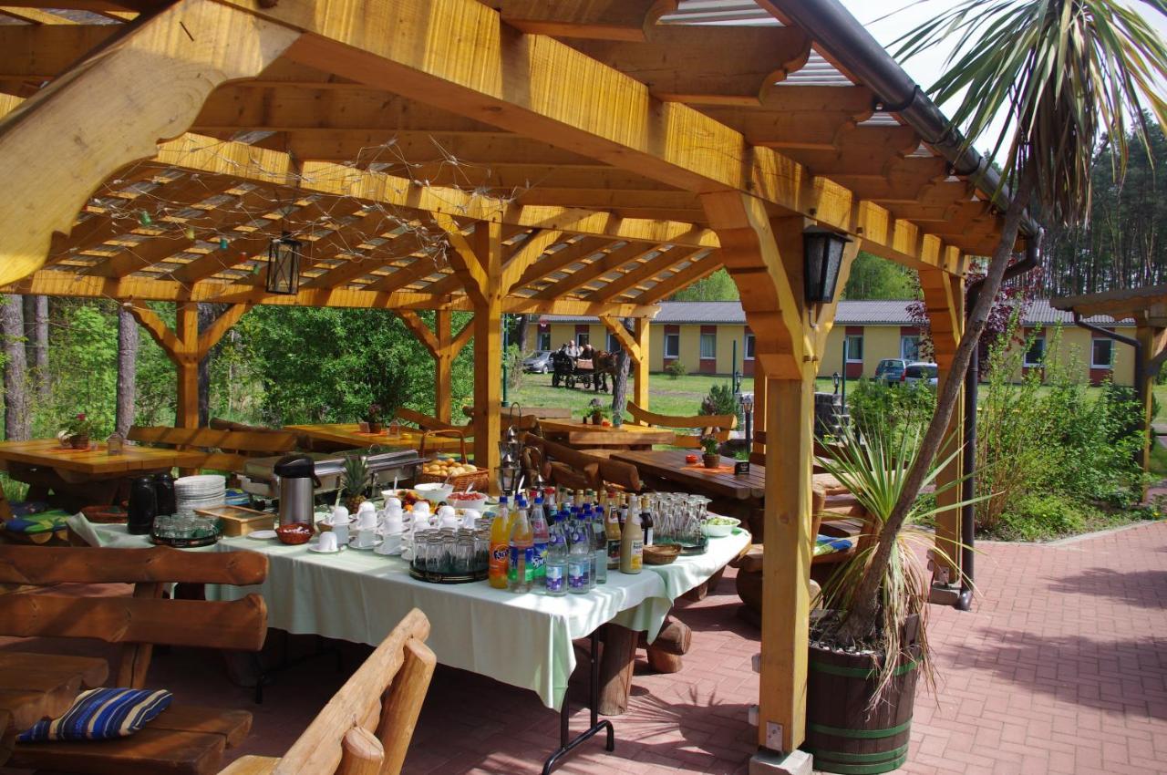 Gruppenbungalow-Waldhaus-Am Ferienpark Mirow Exterior photo